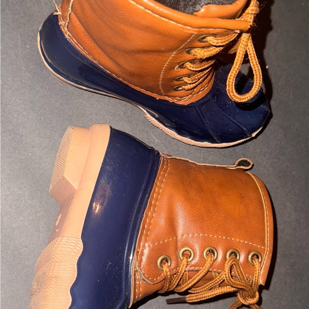 Little girls duck boots